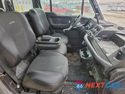 Piąte zdjęcie samochodu w środku: 2024 CAN-AM DEFENDER UTILITY VEHICLE VIN:3JBUUAX42RK023633 - miniatura