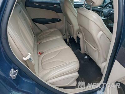 Zdjęcie 10 z 12 samochodu: 2019 LINCOLN MKC RESERVE VIN:5LMCJ3D93KUL03735 - miniatura