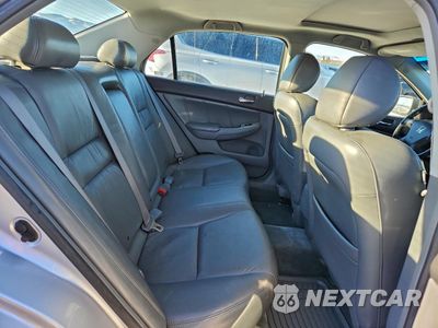 Zdjęcie 10 z 13 samochodu: 2007 HONDA ACCORD VIN:1HGCM56857A212393 - miniatura