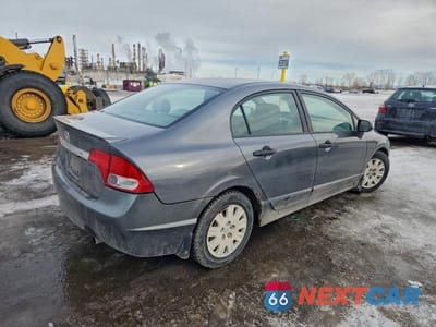 Trzecie zdjęcie samochodu z tyłu: 2009 HONDA CIVIC DX VIN:2HGFA16269H108994 - miniatura