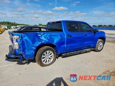 Trzecie zdjęcie samochodu z tyłu: 2025 CHEVROLET SILVERADO C1500 CUSTOM VIN:3GCPABEK2SG297739 - miniatura