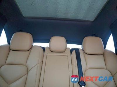 Zdjęcie 10 z 13 samochodu: 2016 PORSCHE CAYENNE VIN:WP1AA2A25GLA04789 - miniatura