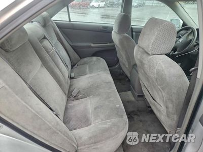 Zdjęcie 10 z 14 samochodu: 2003 TOYOTA CAMRY LE VIN:4T1BE32K33U750446 - miniatura