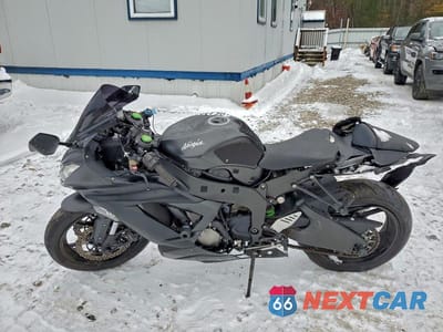 Trzecie zdjęcie samochodu z tyłu: 2015 KAWASAKI ZX636 E VIN:JKBZXJE13FA016793 - miniatura