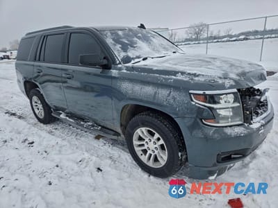 Czwarte zdjęcie samochodu z boku: 2015 CHEVROLET TAHOE K1500 LT VIN:1GNSKBKC0FR598933 - miniatura