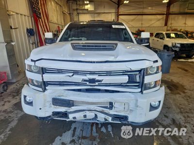 Piąte zdjęcie samochodu w środku: 2017 CHEVROLET SILVERADO K3500 LTZ VIN:1GC4K0EY9HF152345 - miniatura