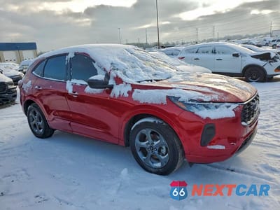 Czwarte zdjęcie samochodu z boku: 2024 FORD ESCAPE ST LINE VIN:1FMCU9MN3RUA03701 - miniatura