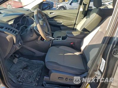 Zdjęcie 7 z 13 samochodu: 2018 FORD ESCAPE SE VIN:1FMCU0GD8JUB09192 - miniatura