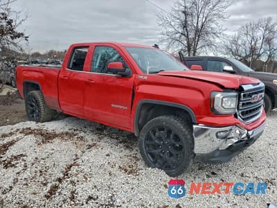 Czwarte zdjęcie samochodu z boku: 2016 GMC SIERRA K1500 SLE VIN:1GTV2MEC9GZ379502 - miniatura