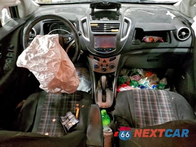 Zdjęcie 8 z 13 samochodu: 2016 CHEVROLET TRAX 1LT VIN:3GNCJPSB3GL243209 - miniatura