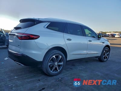 Trzecie zdjęcie samochodu z tyłu: 2021 BUICK ENCLAVE ESSENCE VIN:5GAERBKW4MJ171117 - miniatura