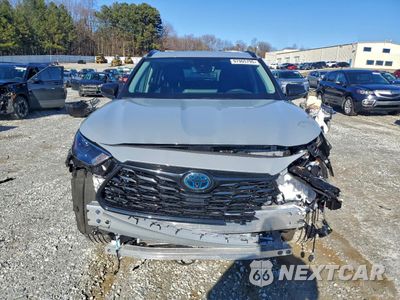 Piąte zdjęcie samochodu w środku: 2024 TOYOTA HIGHLANDER HYBRID XLE VIN:5TDKARAH5RS537844 - miniatura