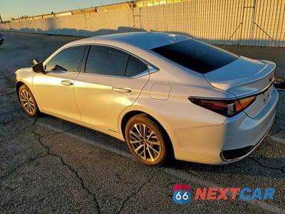 Drugie zdjęcie samochodu z przodu: 2022 LEXUS ES 300H BASE VIN:58ACA1C10NU025070 - miniatura