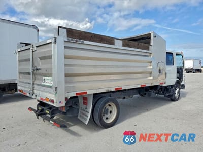 Czwarte zdjęcie samochodu z boku: 2024 ISUZU NPR HD DUMP TRUCK VIN:54DC4J1D4RS205536 - miniatura