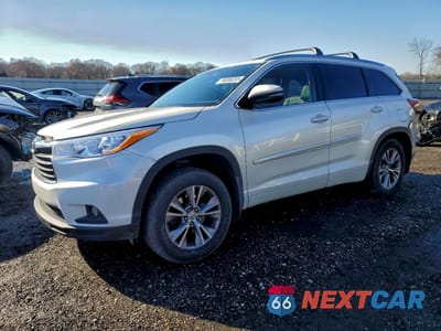 2015 TOYOTA HIGHLANDER XLE 5TDJKRFH6FS204999 - główne zdjęcie licytacji z USA - miniatura
