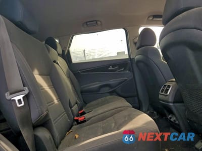Zdjęcie 10 z 12 samochodu: 2019 KIA SORENTO LX VIN:5XYPGDA50KG471428 - miniatura