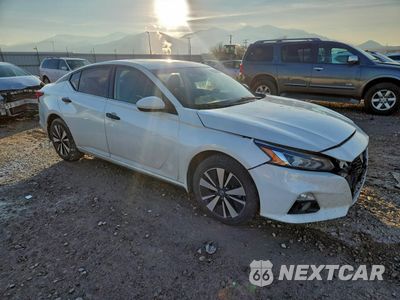 Czwarte zdjęcie samochodu z boku: 2019 NISSAN ALTIMA SV VIN:1N4BL4DW6KC175074 - miniatura