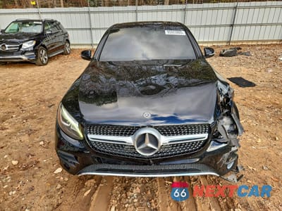 Piąte zdjęcie samochodu w środku: 2018 MERCEDES-BENZ GLC COUPE 300 4MATIC VIN:WDC0J4KB7JF417501 - miniatura