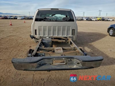 Zdjęcie 6 z 13 samochodu: 2002 CHEVROLET SILVERADO C1500 VIN:2GCEC19V721407967 - miniatura