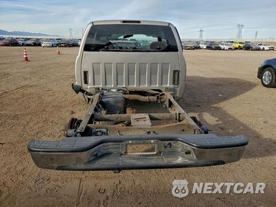 Zdjęcie 6 z 13 samochodu: 2002 CHEVROLET SILVERADO C1500 VIN:2GCEC19V721407967 - miniatura