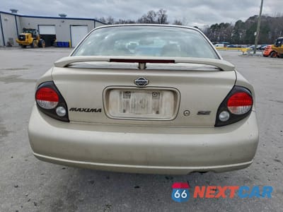 Zdjęcie 6 z 12 samochodu: 2001 NISSAN MAXIMA GXE VIN:JN1CA31AX1T112147 - miniatura