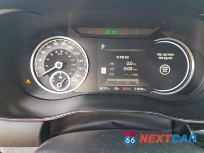 Zdjęcie 9 z 12 samochodu: 2024 GENESIS G70 2.5T STANDARD VIN:KMTG34SC6RU137469 - miniatura