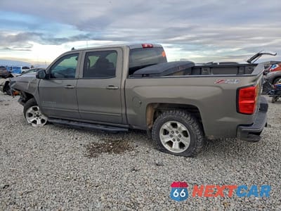 Drugie zdjęcie samochodu z przodu: 2017 CHEVROLET SILVERADO K1500 LT VIN:3GCUKREH0HG350962 - miniatura