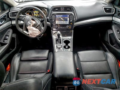 Zdjęcie 8 z 12 samochodu: 2017 NISS MAXIMA VIN:1N4AA6AP3HC444957 - miniatura