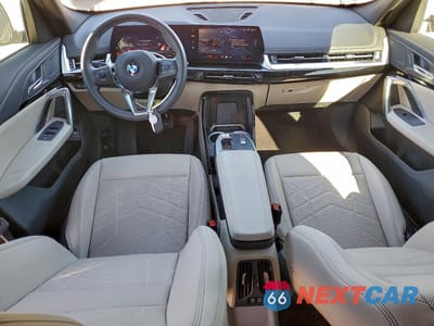 Zdjęcie 8 z 14 samochodu: 2024 BMW X1 XDRIVE28I VIN:WBX73EF09R5Z89137 - miniatura