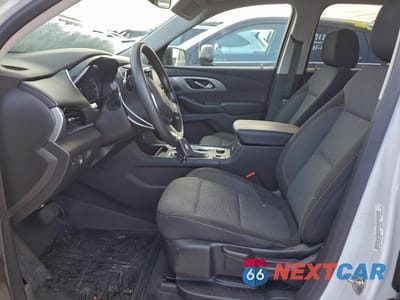 Zdjęcie 7 z 13 samochodu: 2021 CHEVROLET TRAVERSE LS VIN:1GNERFKW0MJ154022 - miniatura