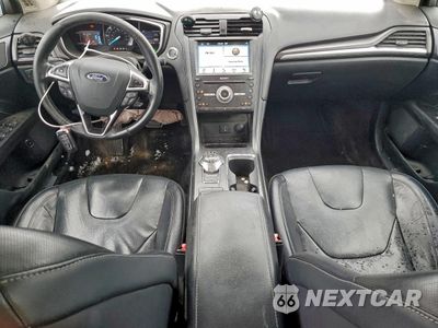Zdjęcie 8 z 14 samochodu: 2017 FORD FUSION TITANIUM HEV VIN:3FA6P0RU5HR357431 - miniatura