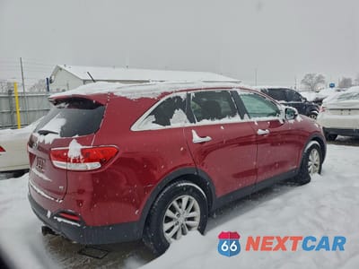 Trzecie zdjęcie samochodu z tyłu: 2017 KIA SORENTO LX V6 VIN:5XYPGDA5XHG248015 - miniatura