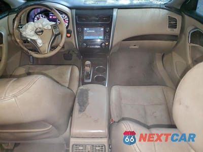 Zdjęcie 8 z 12 samochodu: 2014 NISSAN ALTIMA 2.5 VIN:1N4AL3AP0EC429546 - miniatura