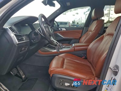 Zdjęcie 7 z 13 samochodu: 2019 BMW X7 XDRIVE40I VIN:5UXCW2C57KL084722 - miniatura