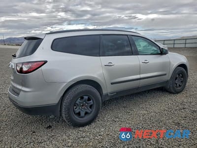 Trzecie zdjęcie samochodu z tyłu: 2015 CHEVROLET TRAVERSE LS VIN:1GNKRFED3FJ161966 - miniatura