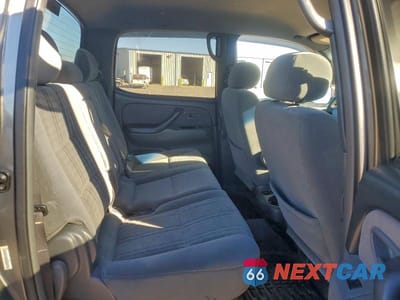 Zdjęcie 10 z 11 samochodu: 2004 TOYOTA TUNDRA DOUBLE CAB SR5 VIN:5TBDT441X4S457624 - miniatura