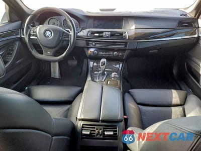 Zdjęcie 8 z 12 samochodu: 2011 BMW 550 I VIN:WBAFR9C55BDE82102 - miniatura