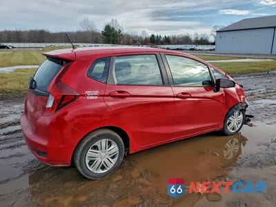 Trzecie zdjęcie samochodu z tyłu: 2020 HONDA FIT LX VIN:3HGGK5H40LM712279 - miniatura