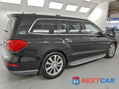 Trzecie zdjęcie samochodu z tyłu: 2014 MERCEDES-BENZ GL 450 4MATIC VIN:4JGDF7CE2EA379547 - miniatura