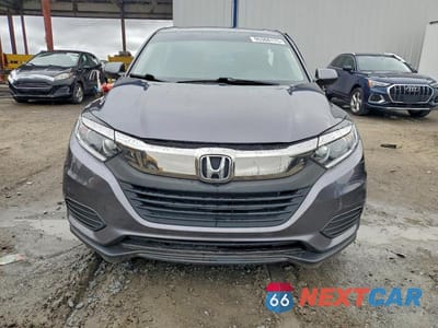 Piąte zdjęcie samochodu w środku: 2021 HONDA HR-V LX VIN:3CZRU5H39MM703813 - miniatura