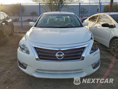 Piąte zdjęcie samochodu w środku: 2015 NISSAN ALTIMA 2.5 VIN:1N4AL3AP0FN385148 - miniatura