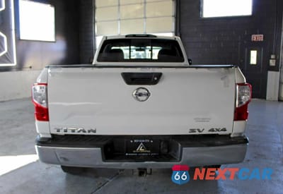 Zdjęcie 6 z 10 samochodu: 2017 NISSAN TITAN S VIN:1N6AA1R87HN548279 - miniatura