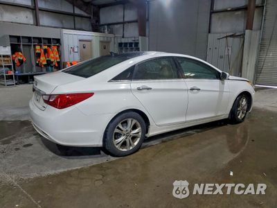 Trzecie zdjęcie samochodu z tyłu: 2013 HYUNDAI SONATA SE VIN:5NPEC4AC7DH533954 - miniatura