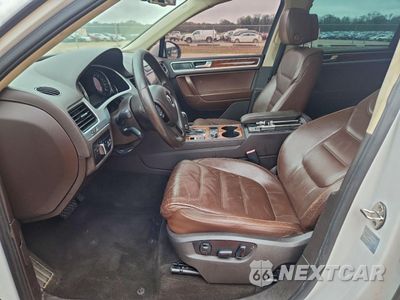 Zdjęcie 7 z 14 samochodu: 2012 VOLKSWAGEN TOUAREG V6 TDI VIN:WVGEK9BP2CD010729 - miniatura