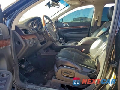 Zdjęcie 7 z 12 samochodu: 2012 LINCOLN MKT VIN:2LMHJ5ATXCBL52771 - miniatura