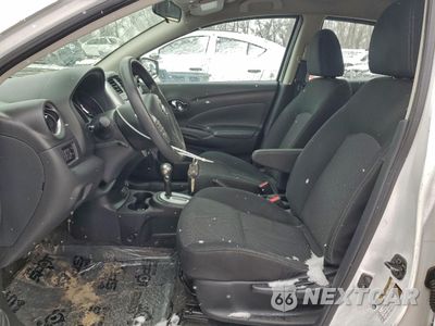 Zdjęcie 7 z 12 samochodu: 2019 NISSAN VERSA S VIN:3N1CN7AP8KL879162 - miniatura