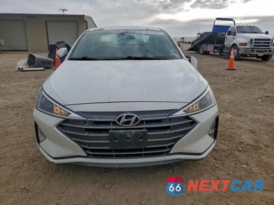 Piąte zdjęcie samochodu w środku: 2020 HYUNDAI ELANTRA SEL VIN:5NPD84LF4LH551864 - miniatura