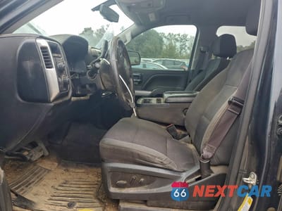 Zdjęcie 7 z 12 samochodu: 2017 CHEVROLET SILVERADO K1500 4WD 2LT VIN:3GCUKREC2HG504057 - miniatura