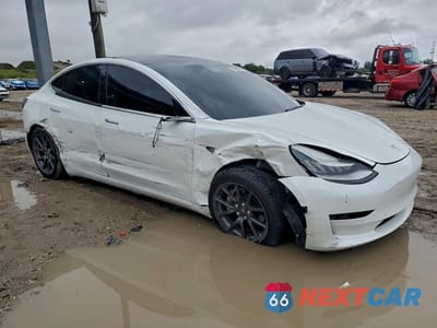 Czwarte zdjęcie samochodu z boku: 2020 TESLA MODEL 3 VIN:5YJ3E1EA8LF597846 - miniatura