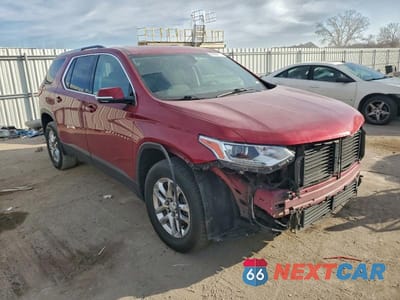 Czwarte zdjęcie samochodu z boku: 2018 CHEVROLET TRAVERSE VIN:1GNERGKW0JJ179388 - miniatura